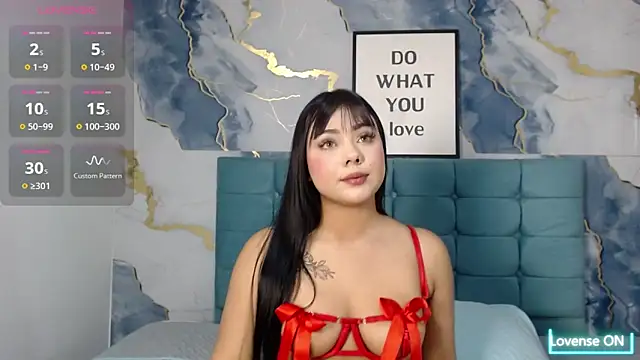 Mariiiana01 online show from 10-17-25, 09:06