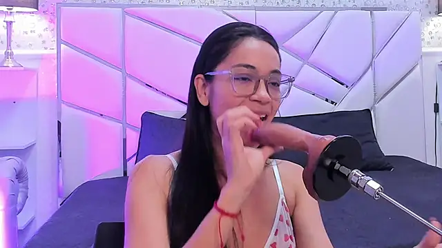 GabbiePrice online show from 04-06-26, 11:44