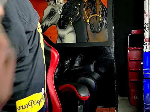 Molotov Explosive online show from 01-10-26, 06:31