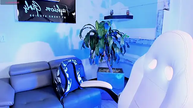 PrincessTiff online show from 11-16-25, 08:36