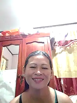 Snapshot of merr_ann123 chatting on 10-20-25, 05:13 merr ann123 online show from 10-20-25, 05:13