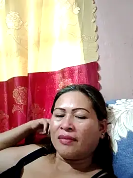 Snapshot of merr_ann123 chatting on 10-21-25, 05:19 merr ann123 online show from 10-21-25, 05:19