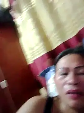 Snapshot of merr_ann123 chatting on 10-21-25, 05:24 merr ann123 online show from 10-21-25, 05:24