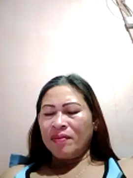 Snapshot of merr_ann123 chatting on 10-27-25, 11:14 merr ann123 online show from 10-27-25, 11:14