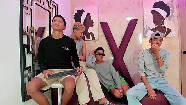 EMPIRE BOYS1 online show from 01-08-26, 07:27