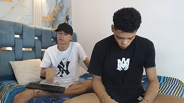 EMPIRE BOYS1 online show from 02-18-26, 07:43