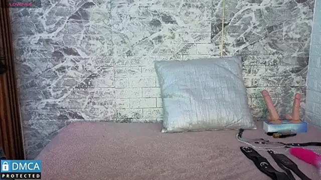 Snapshot of taylorexotic chatting on 11-10-25, 03:05 taylorexotic online show from 11-10-25, 03:05