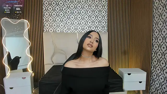 Snapshot of BEELLA_TAY1 chatting on 11-04-25, 01:10 BEELLA TAY1 online show from 11-04-25, 01:10