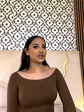 Snapshot of BEELLA_TAY1 chatting on 11-06-25, 04:19 BEELLA TAY1 online show from 11-06-25, 04:19