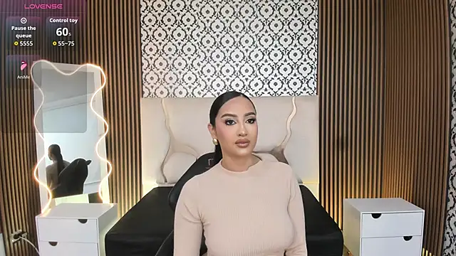 Snapshot of BEELLA_TAY1 chatting on 11-11-25, 02:17 BEELLA TAY1 online show from 11-11-25, 02:17