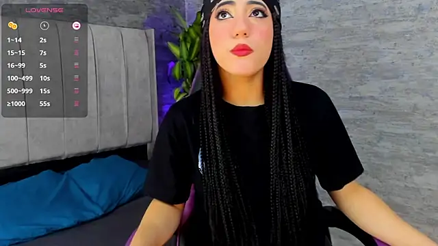 odett rivas  online show from 10-30-25, 01:51