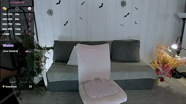 Snapshot of Erika_Kim chatting on 10-25-25, 05:48 Erika Kim online show from 10-25-25, 05:48