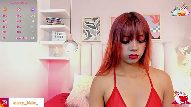 Isabella  gonzalez  online show from 01-08-26, 12:24