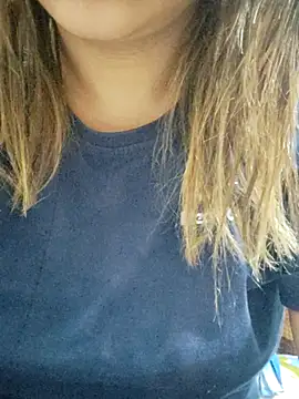 Snapshot of Tanha18 chatting on 01-16-26, 01:20 Tanha18 online show from 01-16-26, 01:20