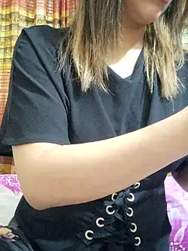 Snapshot of Tanha18 chatting on 02-08-26, 01:09 Tanha18 online show from 02-08-26, 01:09