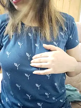 Snapshot of Tanha18 chatting on 02-19-26, 06:15 Tanha18 online show from 02-19-26, 06:15