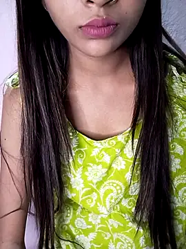 Snapshot of Namita-Love chatting on 10-16-25, 10:55 Namita-Love online show from 10-16-25, 10:55