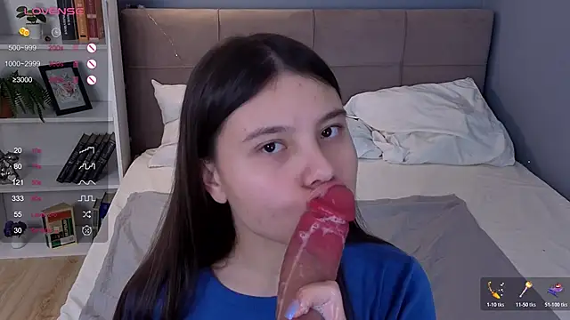 Nancy Wall online show from 11-17-25, 05:08