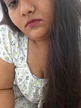 Snapshot of Saffroncutie chatting on 10-15-25, 02:06 Saffroncutie online show from 10-15-25, 02:06