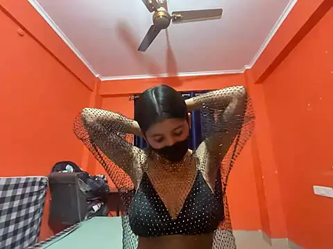 HOT HONEY10 online show from 02-16-26, 01:29