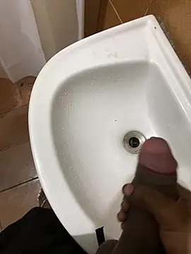 Gomes177 online show from 10-23-25, 03:44