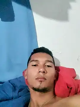 Snapshot of Rayangiss chatting on 02-13-26, 11:01 Rayangiss online show from 02-13-26, 11:01