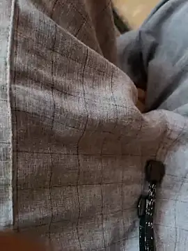 chikorkomdz online show from 11-12-25, 04:29