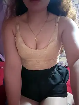 LeanaLy online show from 12-22-25, 01:30