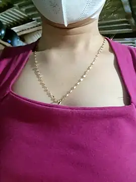 Snapshot of LinaCii chatting on 11-08-25, 03:01 LinaCii online show from 11-08-25, 03:01