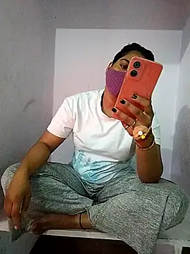 Snapshot of PG_girl_12th chatting on 11-19-25, 08:47 PG girl 12th online show from 11-19-25, 08:47