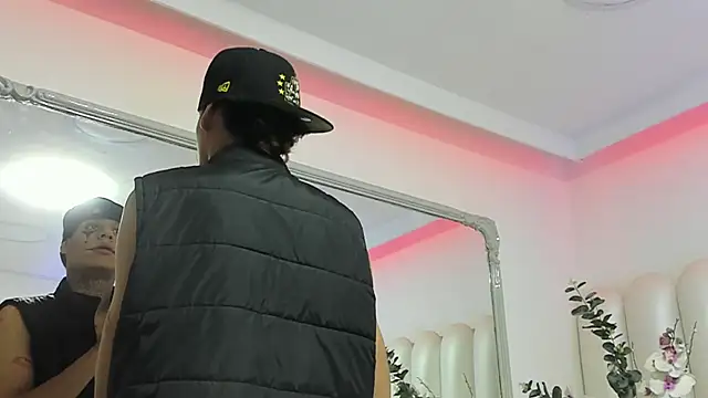 Snapshot of GaelCarter chatting on 10-31-25, 03:51 GaelCarter online show from 10-31-25, 03:51