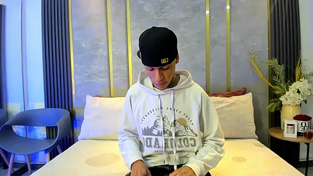 Snapshot of GaelCarter chatting on 11-29-25, 04:37 GaelCarter online show from 11-29-25, 04:37