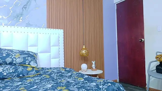 Snapshot of chubbykinkyygirl chatting on 11-04-25, 12:48 chubbykinkyygirl online show from 11-04-25, 12:48