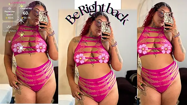 Snapshot of atennea_diiossa chatting on 11-18-25, 11:36 atennea diiossa online show from 11-18-25, 11:36