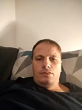 Iuliancatalin38 online show from 10-11-25, 06:28