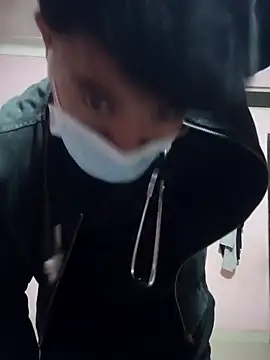 Snapshot of Love_prem78 chatting on 12-17-25, 03:18 Love prem78 online show from 12-17-25, 03:18