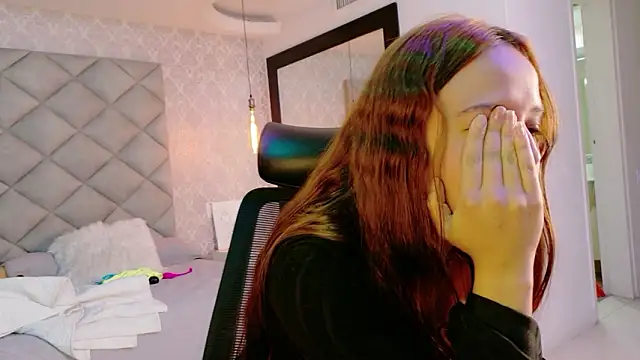 CARO ADAMS1 online show from 02-03-26, 11:10