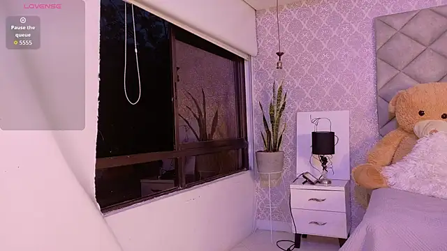 CARO ADAMS1 online show from 02-10-26, 11:03