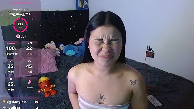 Snapshot of Megan_ve chatting on 12-03-25, 02:19 Megan ve online show from 12-03-25, 02:19