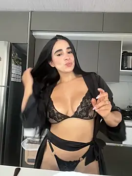 Snapshot of RoseSeductre chatting on 11-21-25, 09:13 RoseSeductre online show from 11-21-25, 09:13