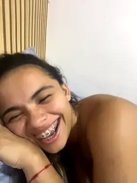 safadinhaquenteW online show from 10-15-25, 04:34