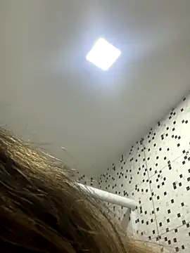 safadinhaquenteW online show from 11-18-25, 08:35