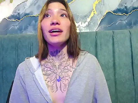 Snapshot of amare_sole chatting on 10-15-25, 11:43 amare sole online show from 10-15-25, 11:43
