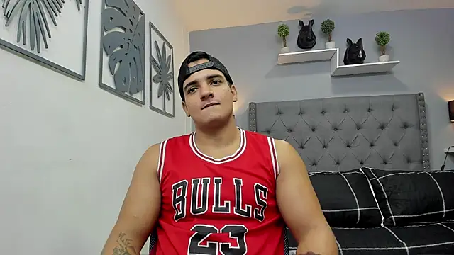 violeta and maxx online show from 11-03-25, 09:05