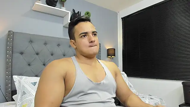 violeta and maxx online show from 11-27-25, 12:24