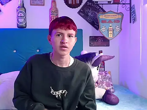 Snapshot of ANDRES_ANTONIO chatting on 10-17-25, 05:15 ANDRES ANTONIO online show from 10-17-25, 05:15