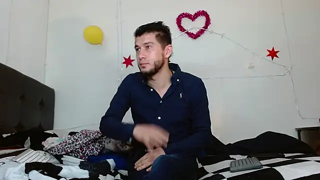 Snapshot of picante70_ chatting on 10-26-25, 11:16 picante70 online show from 10-26-25, 11:16