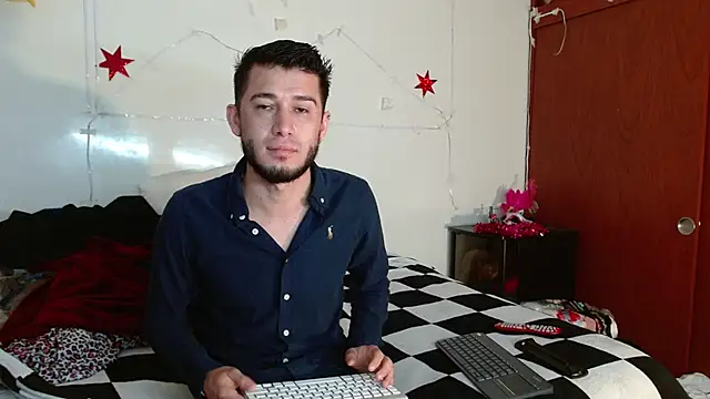 Snapshot of picante70_ chatting on 11-29-25, 11:13 picante70 online show from 11-29-25, 11:13