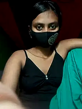 Night Queen20 online show from 10-31-25, 08:37