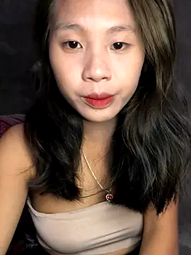 Snapshot of namicute chatting on 11-21-25, 01:48 namicute online show from 11-21-25, 01:48